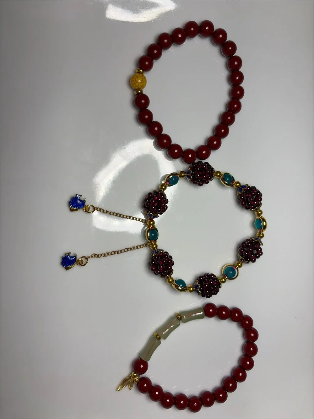 2 Cinnabar bracelet and 1 Multi colored gape Beaded - garterized - Picture 2 of 4